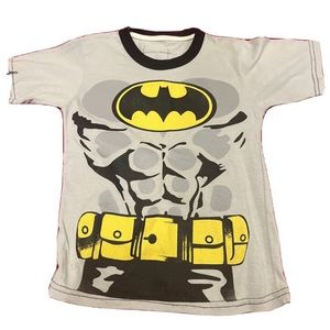 Batman T-shirt Kids, Slighty used, boys & girls, size M